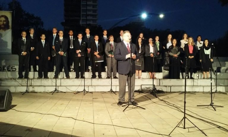 Actividad “Príncipe de Paz” en la Plaza Belgrano de La Plata